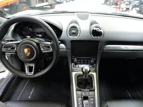 boxster823int11111